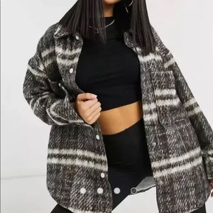 MISSGUIDED plaid button up shacket